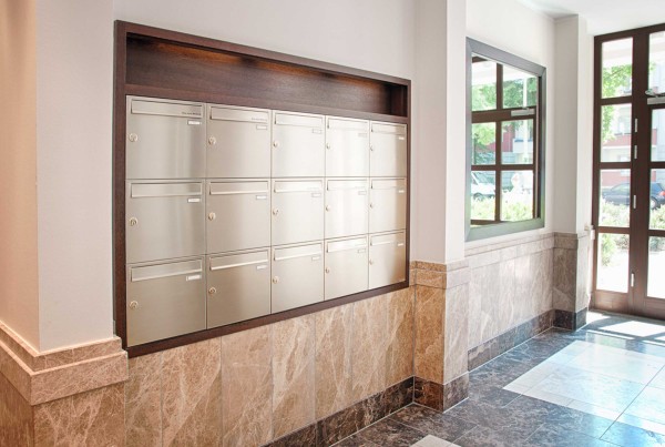 briefkasten-im-haus-header