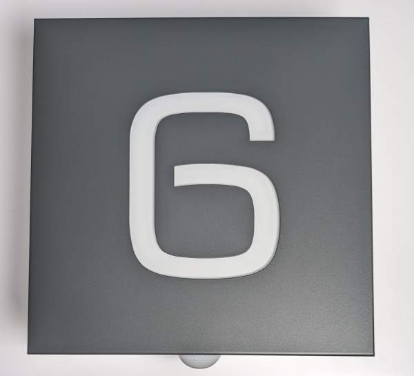 Frabox LED-Design Hausnummernleuchte SIGN mit der Hausnummer "6"